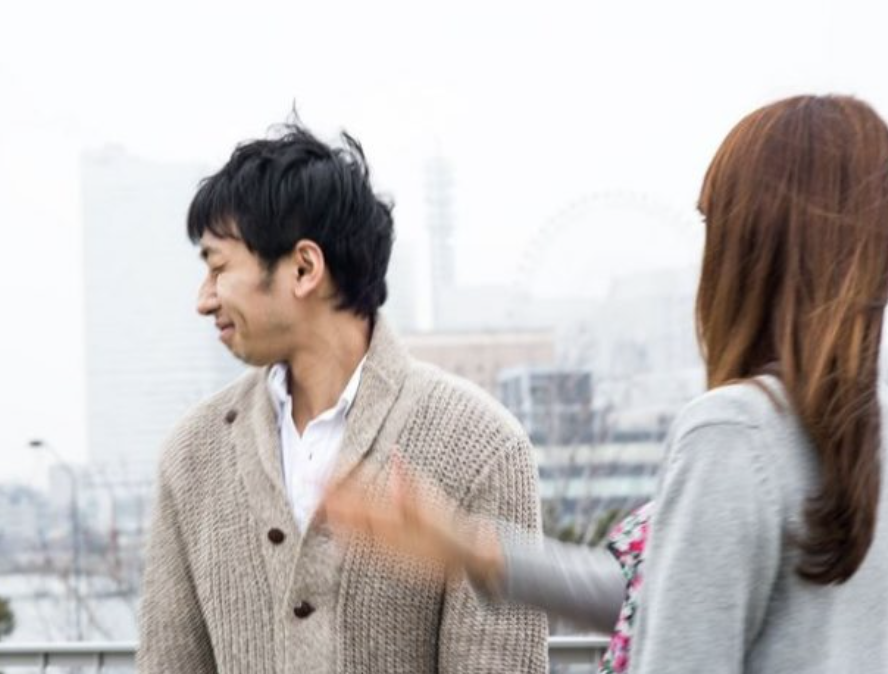 振られるシーン
