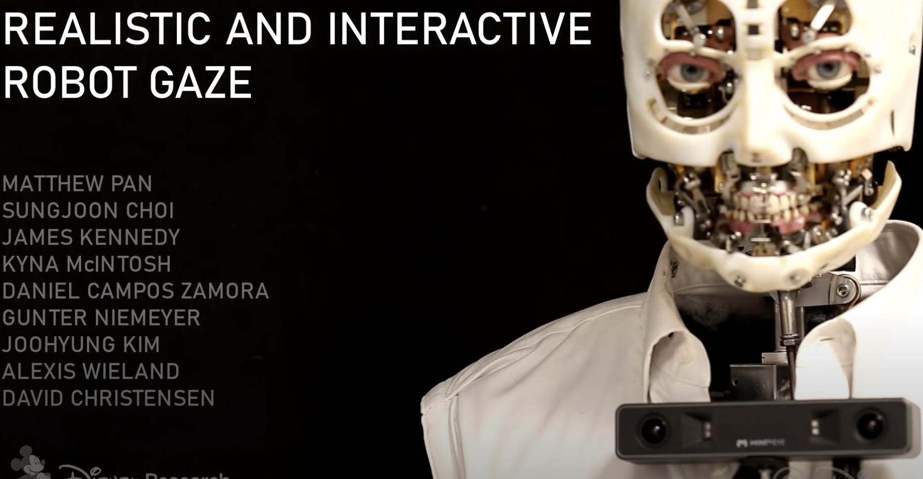 人間の顔の動きを高いレベルで模倣したロボット